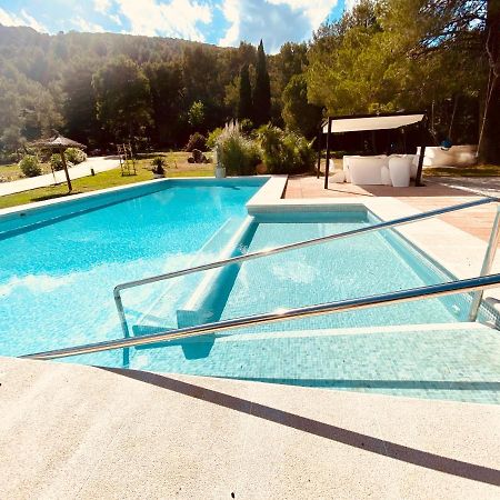 Private Villas Puerto Pollensa For Family Groups, Private Mountain Ideal For Runners, Trailers, Hikers, It Is Approximately 3 Minute Walk From The Beach Buitenkant foto