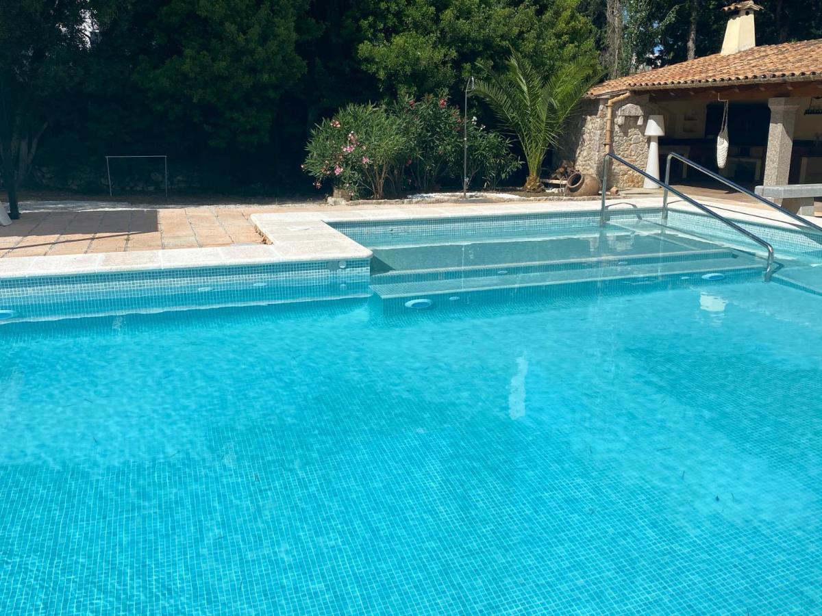 Private Villas Puerto Pollensa For Family Groups, Private Mountain Ideal For Runners, Trailers, Hikers, It Is Approximately 3 Minute Walk From The Beach Buitenkant foto