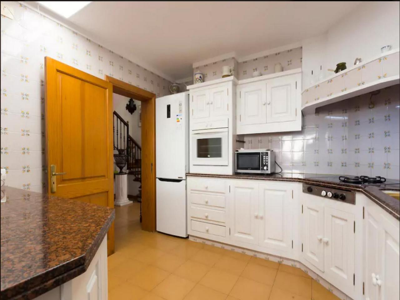 Private Villas Puerto Pollensa For Family Groups, Private Mountain Ideal For Runners, Trailers, Hikers, It Is Approximately 3 Minute Walk From The Beach Buitenkant foto